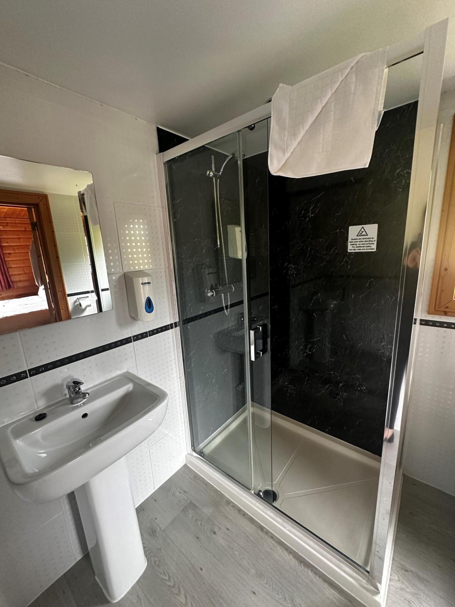 Greetham Valley Ngoại thất bức ảnh